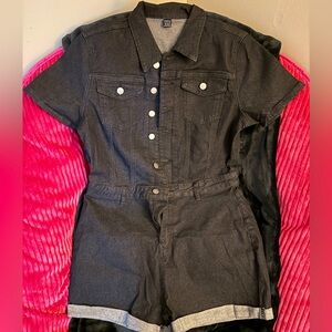 BLACK DENIM ROMPER! 🖤